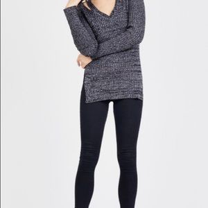 HP 💙 BCBGENERATION Shoulder Slit Sweater